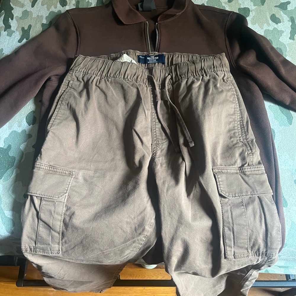 Brown clothing Pack, Hollister plus H&M